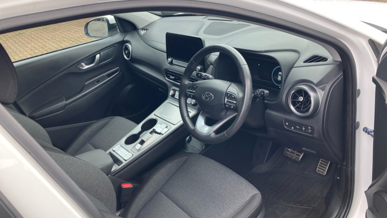 Hyundai KONA 100kW Premium 39kWh 5dr Auto Electric Hatchback